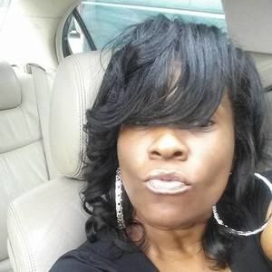 Meet your Posher, Rochelle